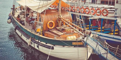 Jeddah Airport Shuttle Van